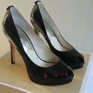 MICHAEL KORS HEELS YORK PLATFORM VERY GOOD CONDITI